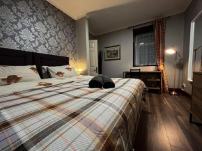 The Nook Crieff - central 2-bed with garden :)